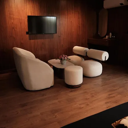Q-zen House Alacati فندق *