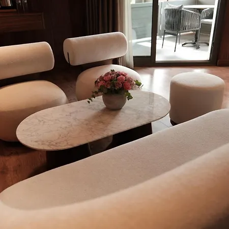 Qzen House Alaçatı Çeşme
