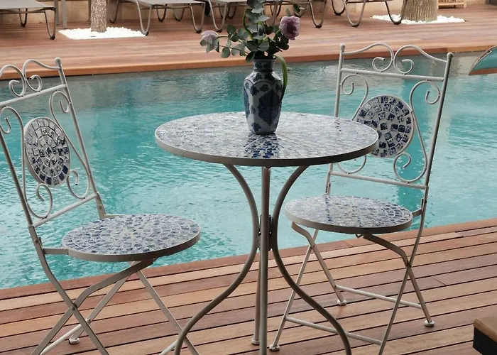 Qzen House Alaçatı Otel Çeşme