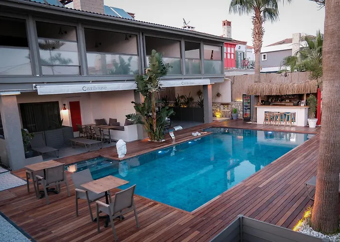 Qzen House Alaçatı Çeşme